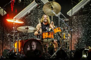 Taylor Hawkins playing drums
